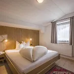 Haus Alpin アパート エルマウ