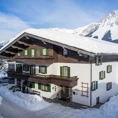 Haus Alpin アパート エルマウ